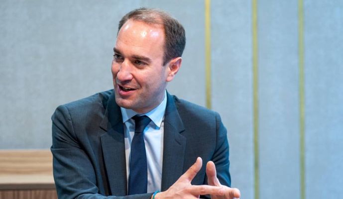 Emmanuel Cau, CFA